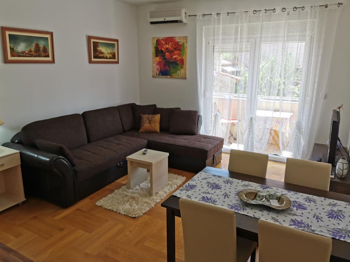 Apartments Mara Đảo Cres Ngoại thất bức ảnh
