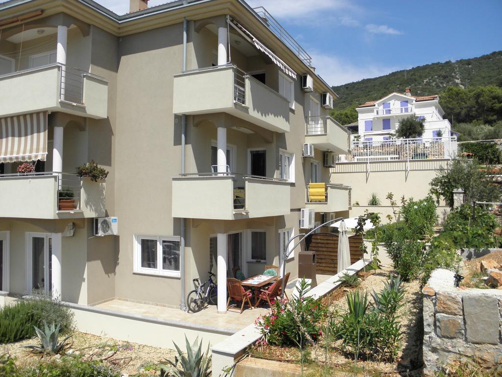 Apartments Mara Đảo Cres Phòng bức ảnh